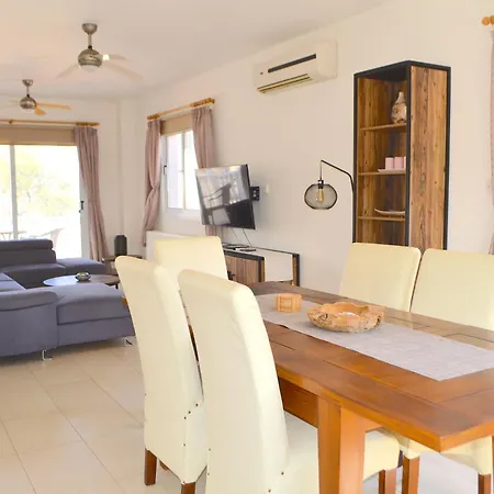 Lankas With Heated Pool Villa Ayia Napa